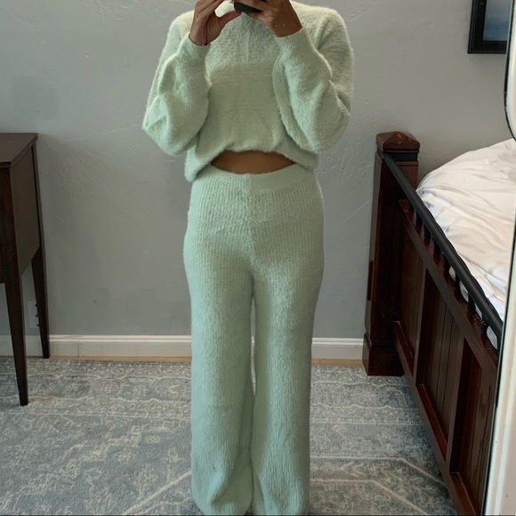 Mint fluffy Knit Wide Leg Loungewear set - Picture 10 of 11